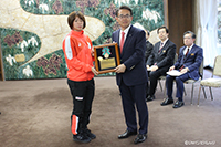川井梨紗子選手
